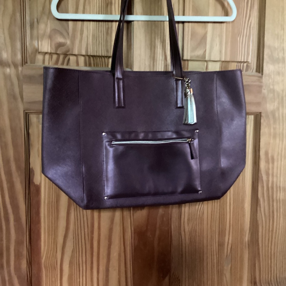 Burgundy Leather-look bag with gold accents